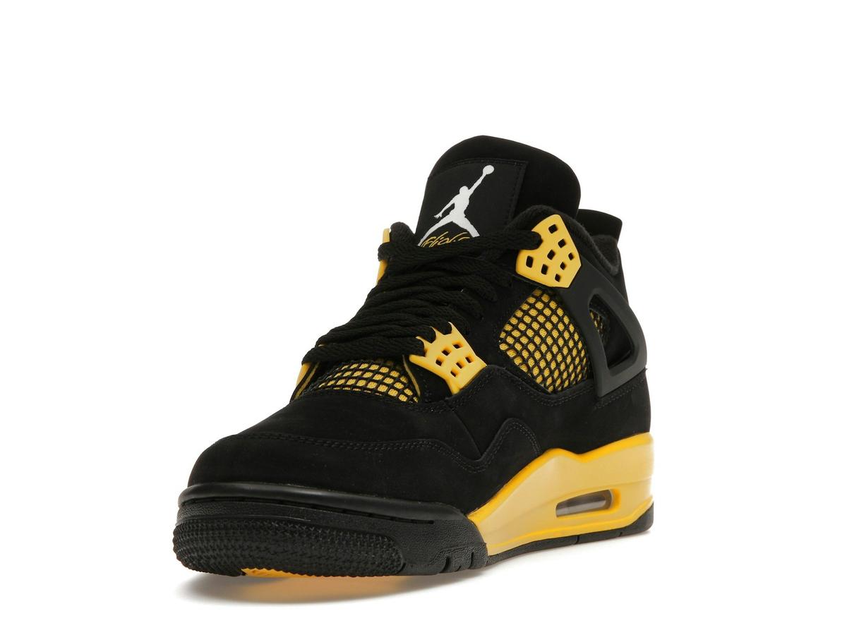 Jordan 4 Retro Thunder (2023)