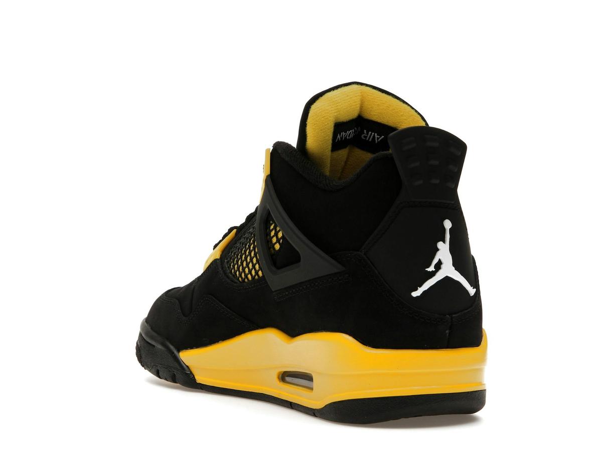 Jordan 4 Retro Thunder (2023)